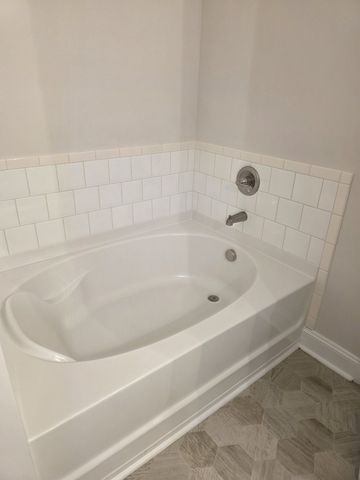 143 Rose Dr D, Dover, TN 37058