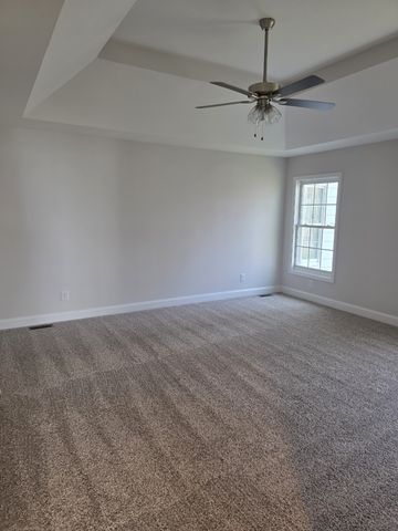 143 Rose Dr D, Dover, TN 37058