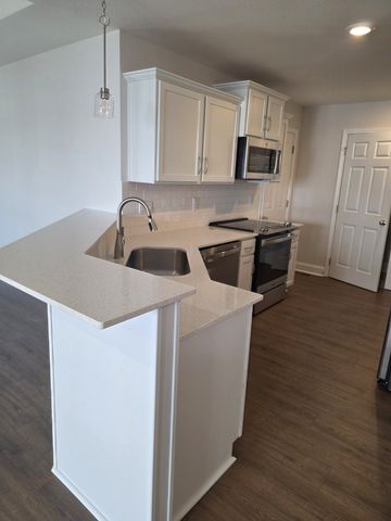 143 Rose Dr D, Dover, TN 37058