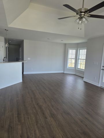 143 Rose Dr D, Dover, TN 37058