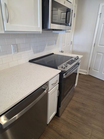 143 Rose Dr D, Dover, TN 37058