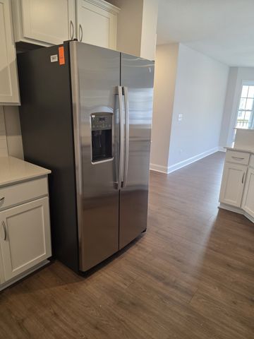 143 Rose Dr D, Dover, TN 37058