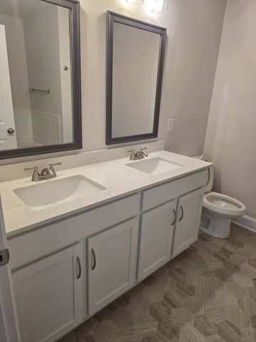 143 Rose Dr D, Dover, TN 37058