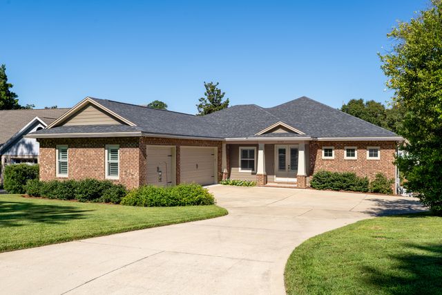 2433 Duncan Drive, Niceville, FL 32578