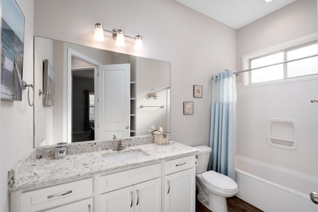 2433 Duncan Drive, Niceville, FL 32578