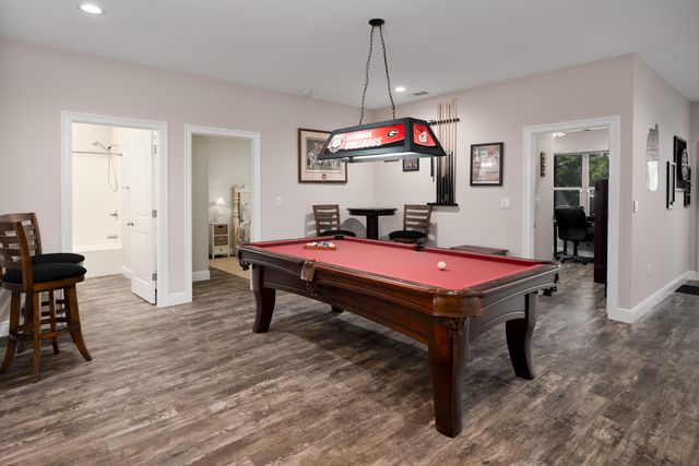 2433 Duncan Drive, Niceville, FL 32578