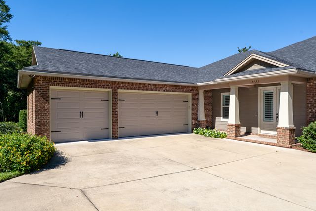 2433 Duncan Drive, Niceville, FL 32578