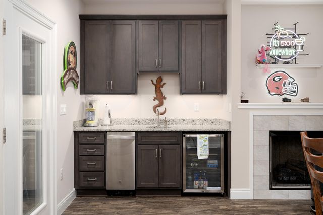 2433 Duncan Drive, Niceville, FL 32578