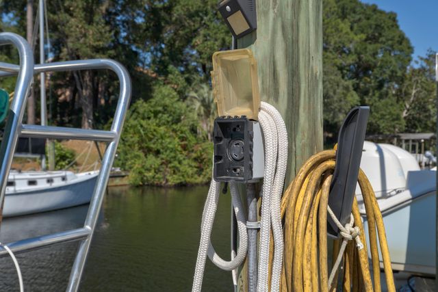 2433 Duncan Drive, Niceville, FL 32578