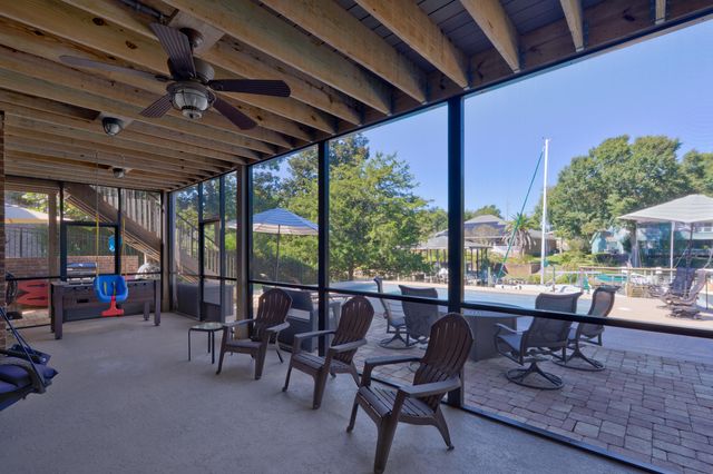 2433 Duncan Drive, Niceville, FL 32578