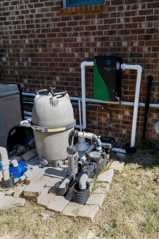 2433 Duncan Drive, Niceville, FL 32578