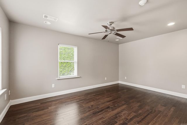 122 E Main St Ste B, Heber Springs, AR 72543