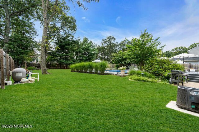 312 Oak Hollow Road, Brick, NJ 08724