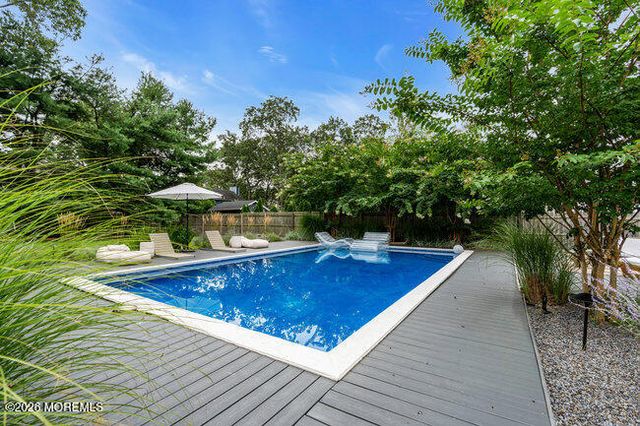 312 Oak Hollow Road, Brick, NJ 08724
