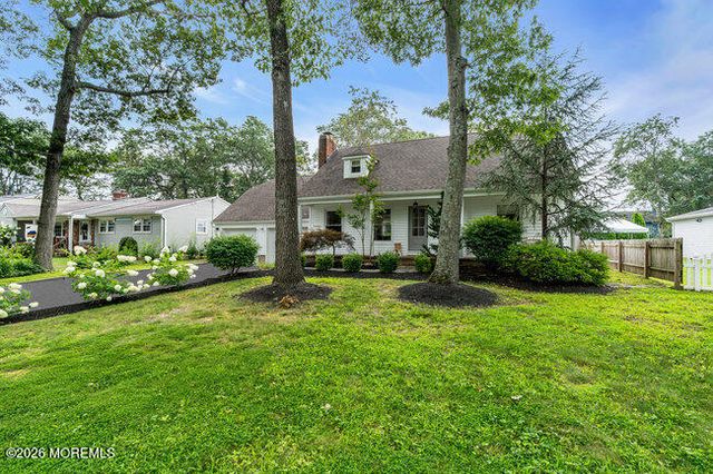 312 Oak Hollow Road, Brick, NJ 08724