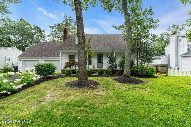 312 Oak Hollow Road, Brick, NJ 08724