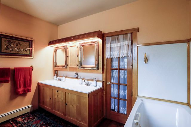 604 E Barcelona, Santa Fe, NM 87505