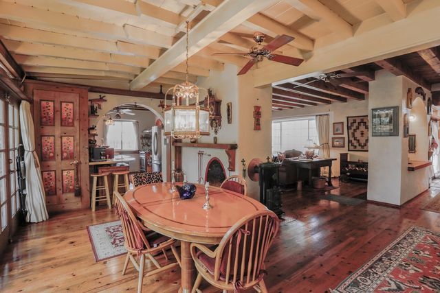 604 E Barcelona, Santa Fe, NM 87505