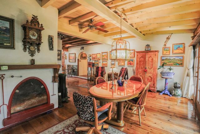 604 E Barcelona, Santa Fe, NM 87505