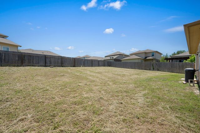 13513 Kearns DR, Pflugerville, TX 78660