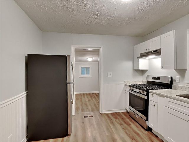 1125 Curtis Drive, Forest Park, GA 30297
