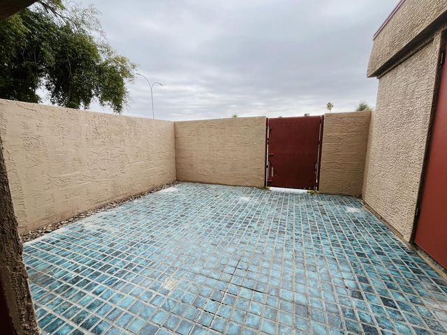 5041 N 40th Avenue, Phoenix, AZ 85019