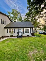 228 Dakota Court A, Bolingbrook, IL 60440
