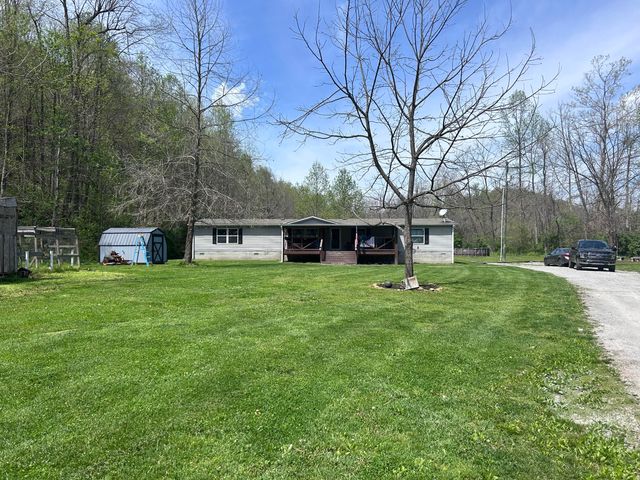 507 Nosco Road, Junction City, KY 40440