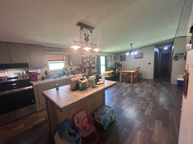 507 Nosco Road, Junction City, KY 40440