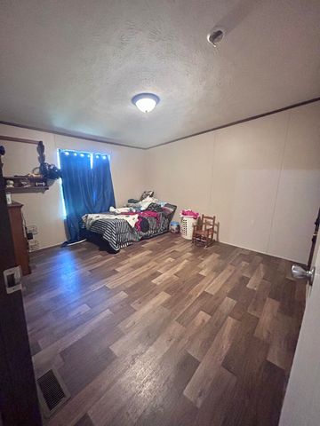 507 Nosco Road, Junction City, KY 40440