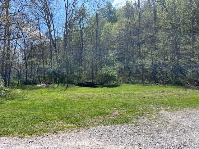 507 Nosco Road, Junction City, KY 40440