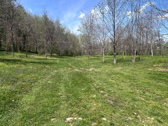 507 Nosco Road, Junction City, KY 40440