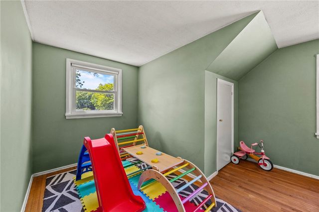 390 Dellwood Road, Greece, NY 14616