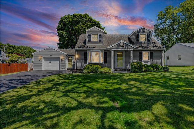 390 Dellwood Road, Greece, NY 14616