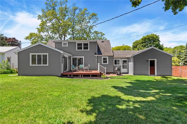 390 Dellwood Road, Greece, NY 14616