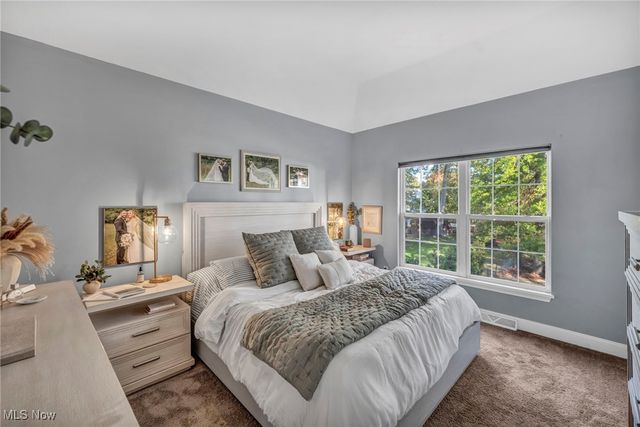 2687 Westminster Lane, Willoughby, OH 44094