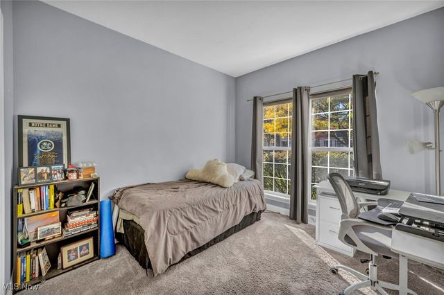 2687 Westminster Lane, Willoughby, OH 44094