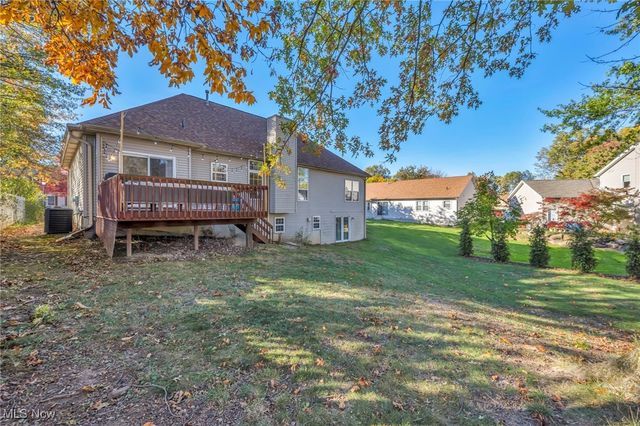 2687 Westminster Lane, Willoughby, OH 44094