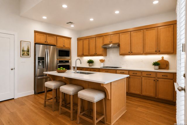 138 Red Oak, Castroville, TX 78009