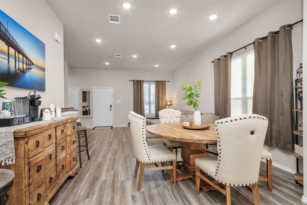 710 Crystal River Road, Conroe, TX 77316