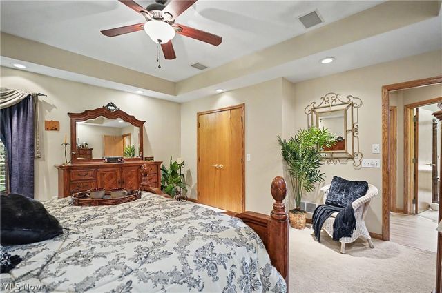 40 W Maple Drive, Seville, OH 44273