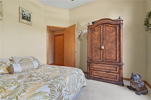 40 W Maple Drive, Seville, OH 44273