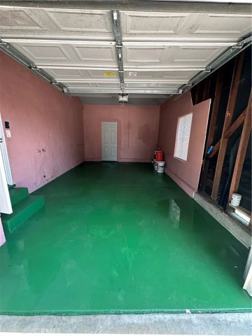 4702 N Fruit Avenue, Fresno, CA 93705