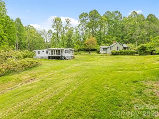 140 Old Leicester Road, Asheville, NC 28804