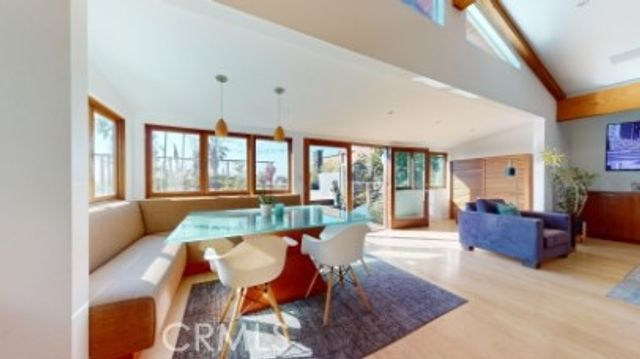 3205 Bayview Drive, Manhattan Beach, CA 90266