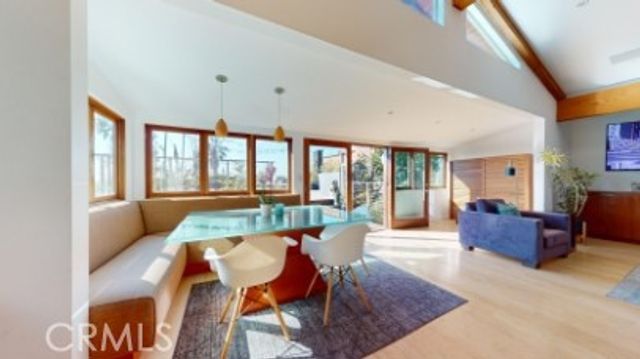 3205 Bayview Drive, Manhattan Beach, CA 90266