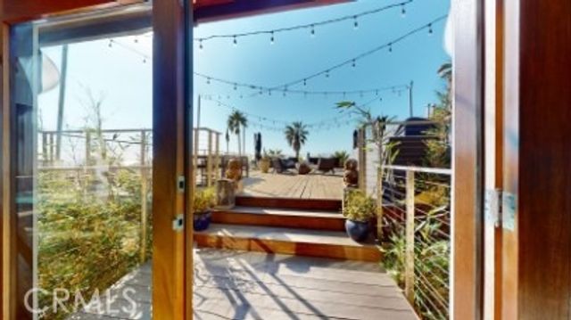 3205 Bayview Drive, Manhattan Beach, CA 90266