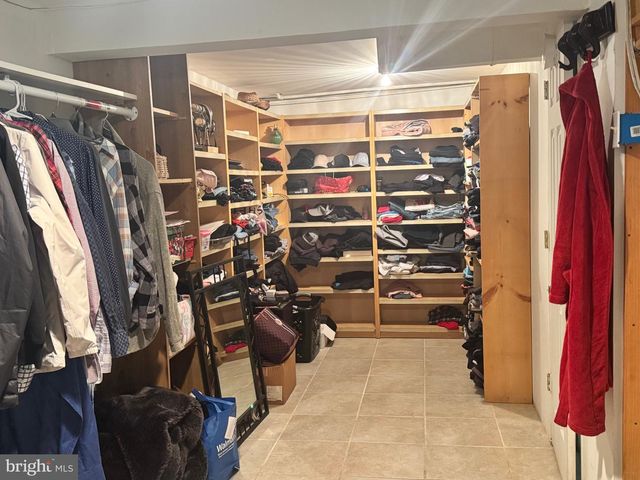 4 ROCKY BROOK CT, Hightstown, NJ 08520
