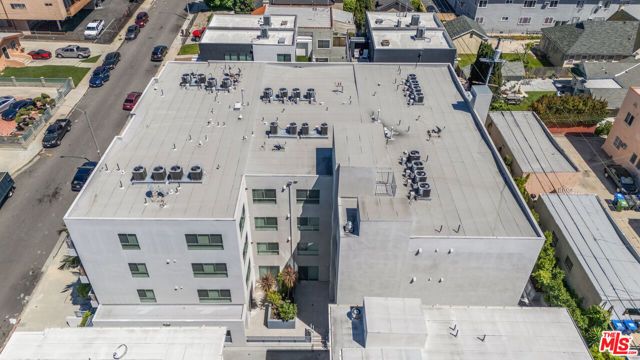 5026 Rosewood Avenue, Los Angeles, CA 90004