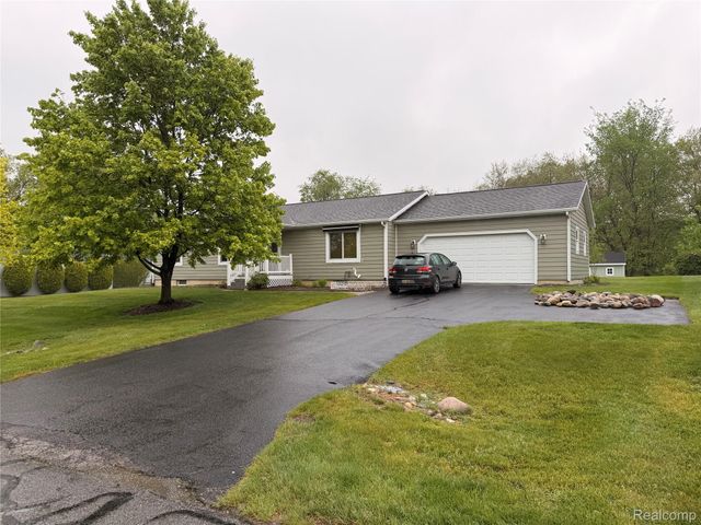 337 Lafayette Street, Manchester Village, MI 48158